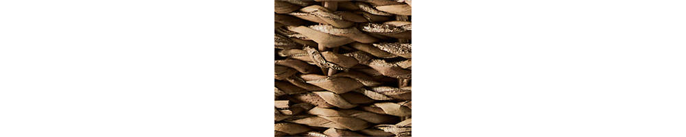 Medium oval seagrass basket - Image 6