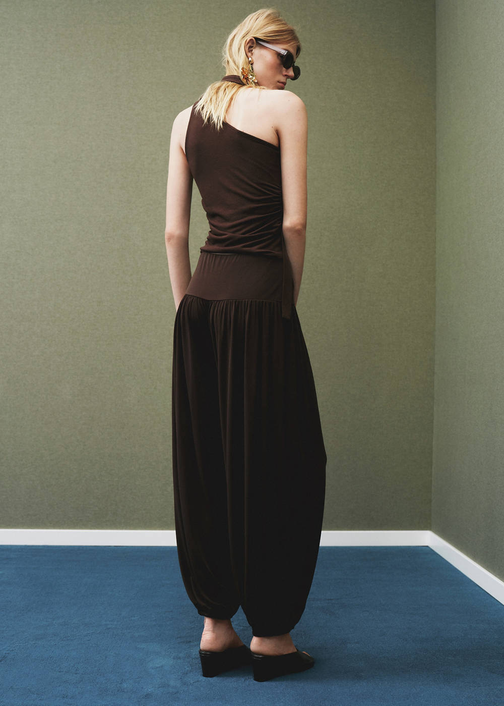 Balloon pants with elastic waist - Image 4