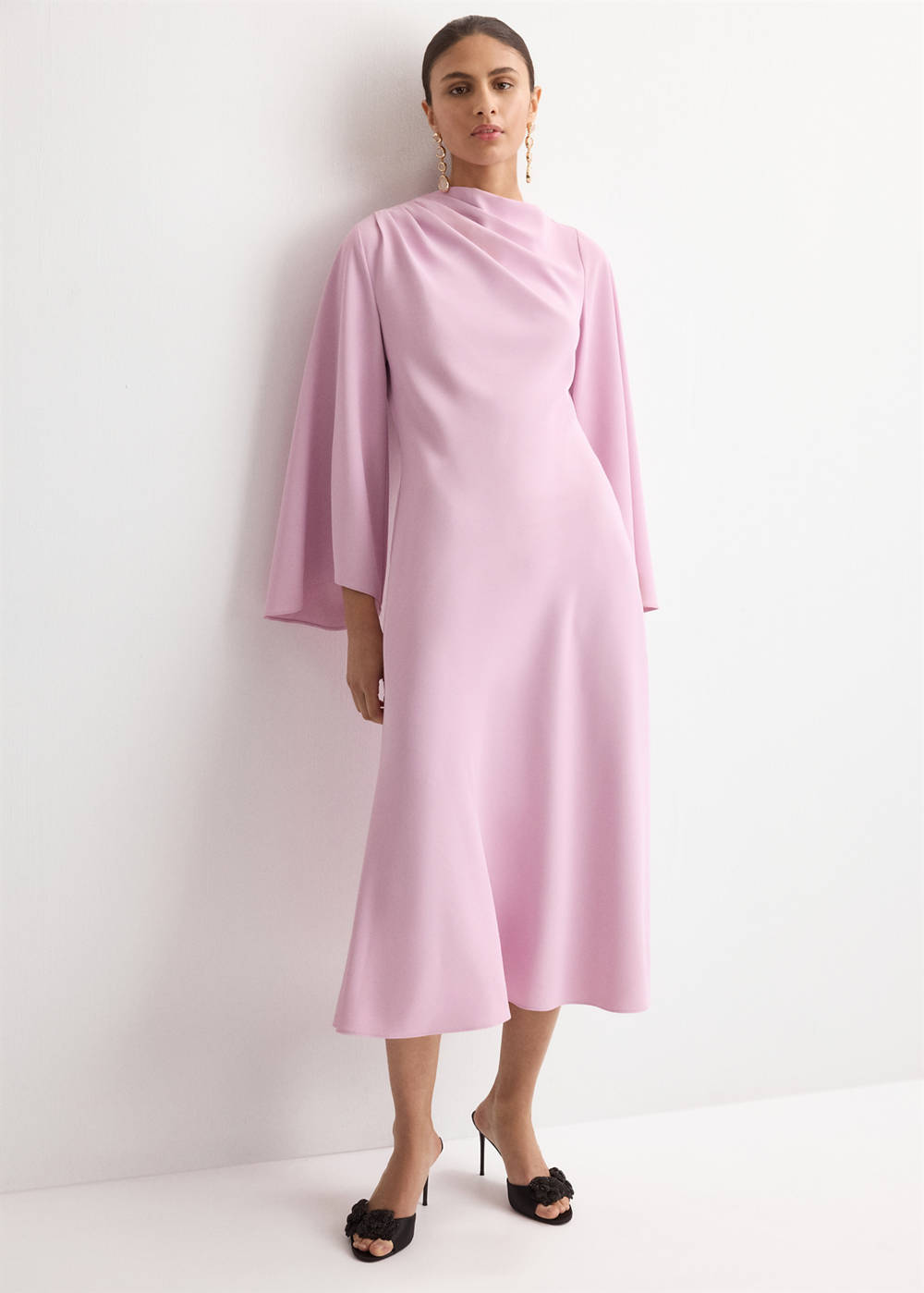 Flared-sleeve satin dress - Image 3