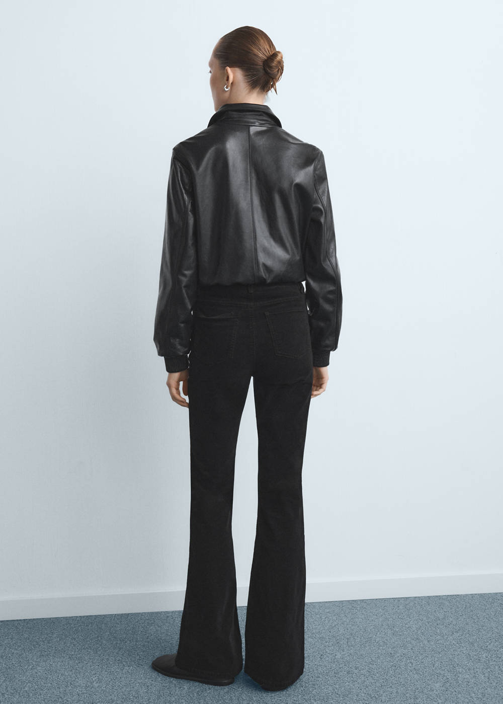 Velvet flared jeans - Image 4