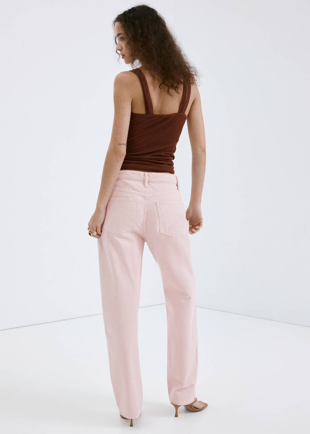 High-waisted barrel jeans - Image 4