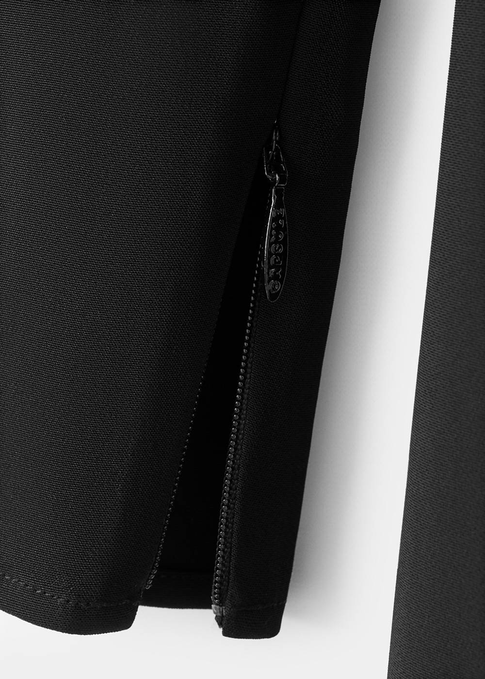 Asymmetrical open-back dress - Image 5
