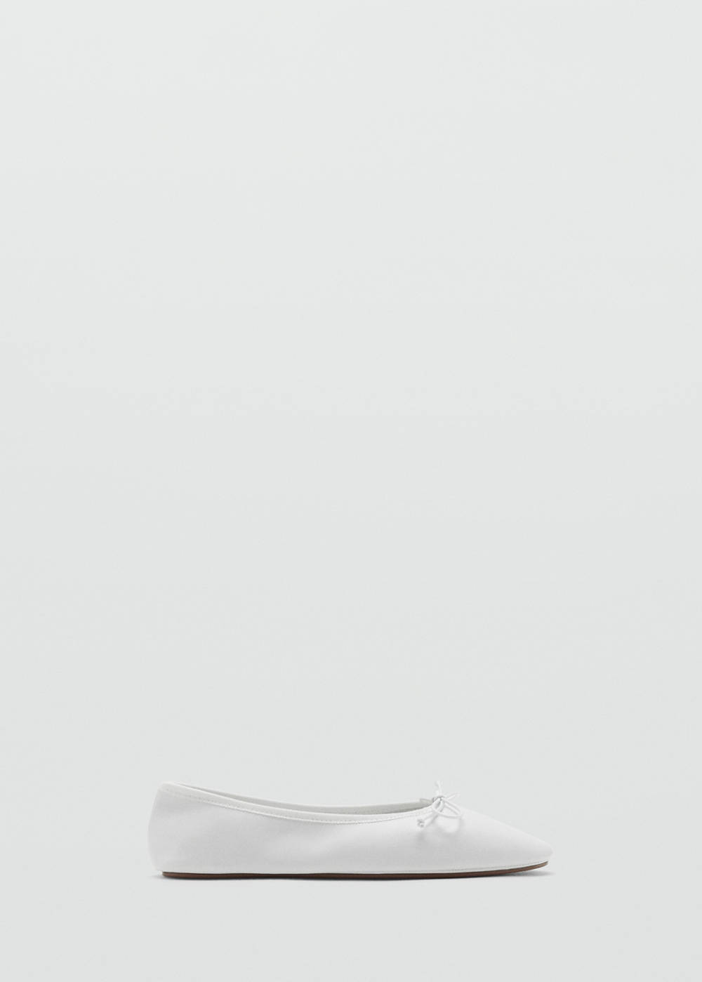 Leather ballet flats with bow