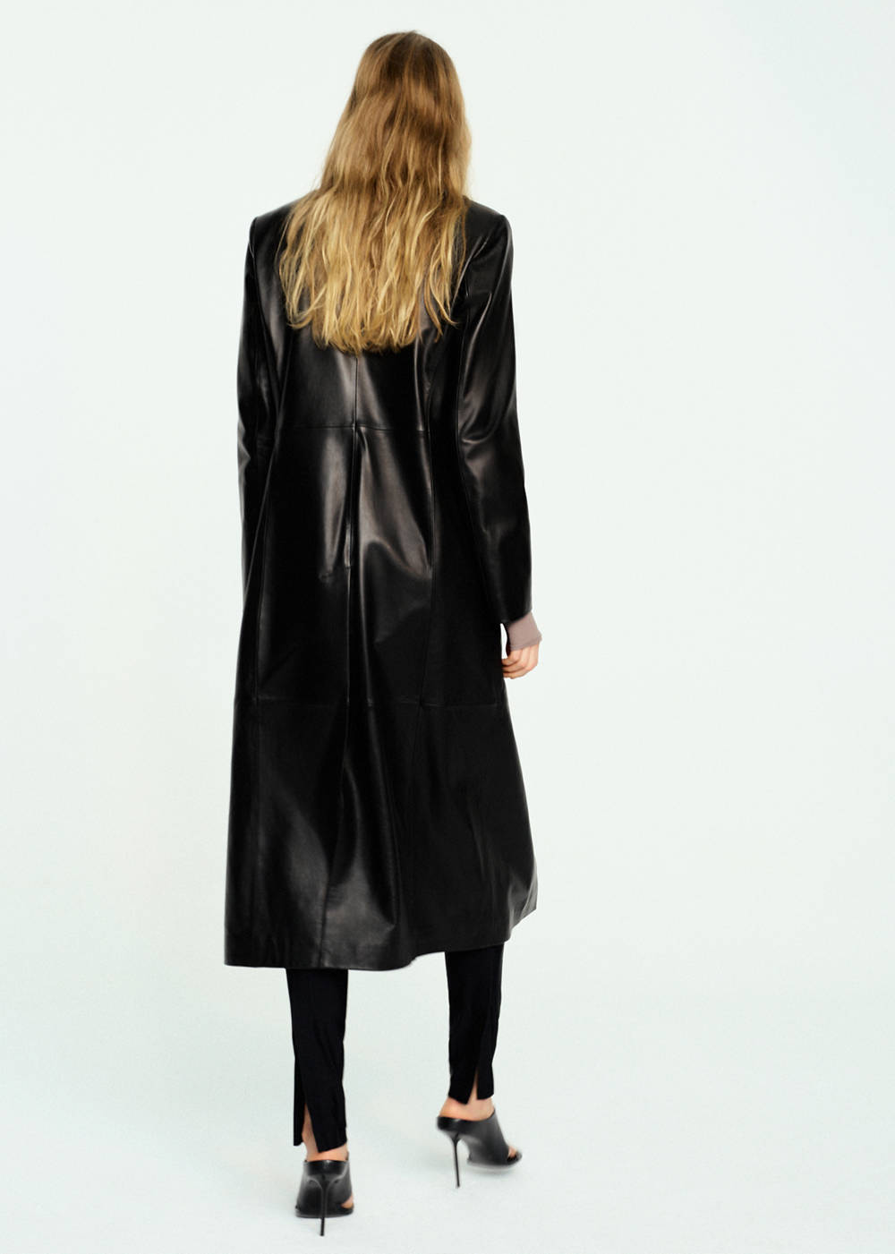 Straight leather coat with pockets - Image 4
