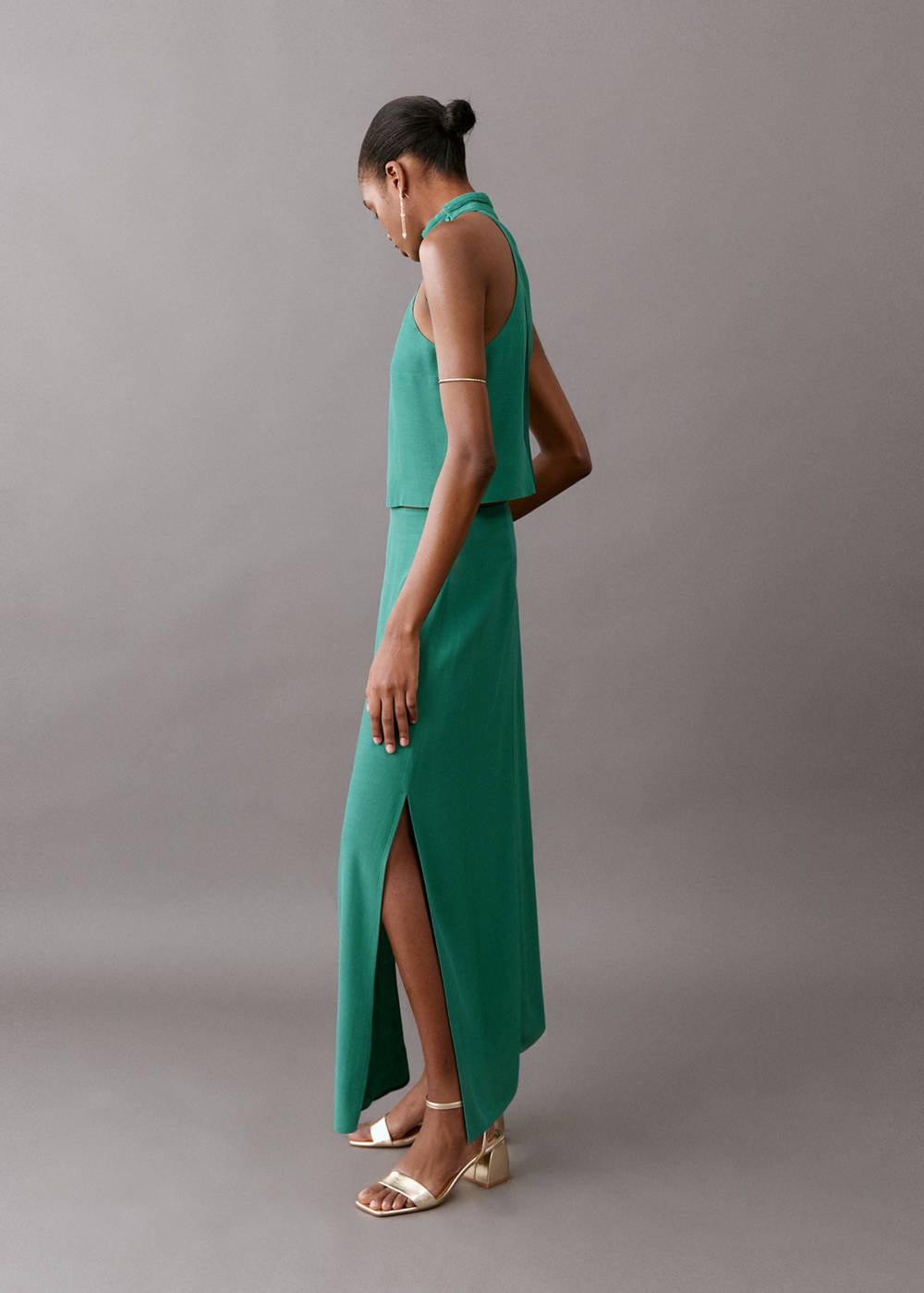 Long skirt with side slit
