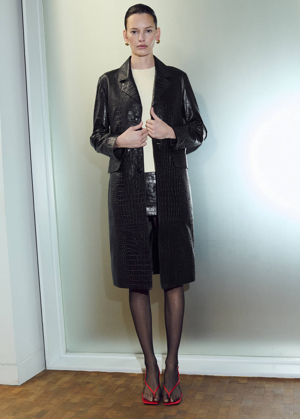 Crocodile-effect faux fur coat - Image 4