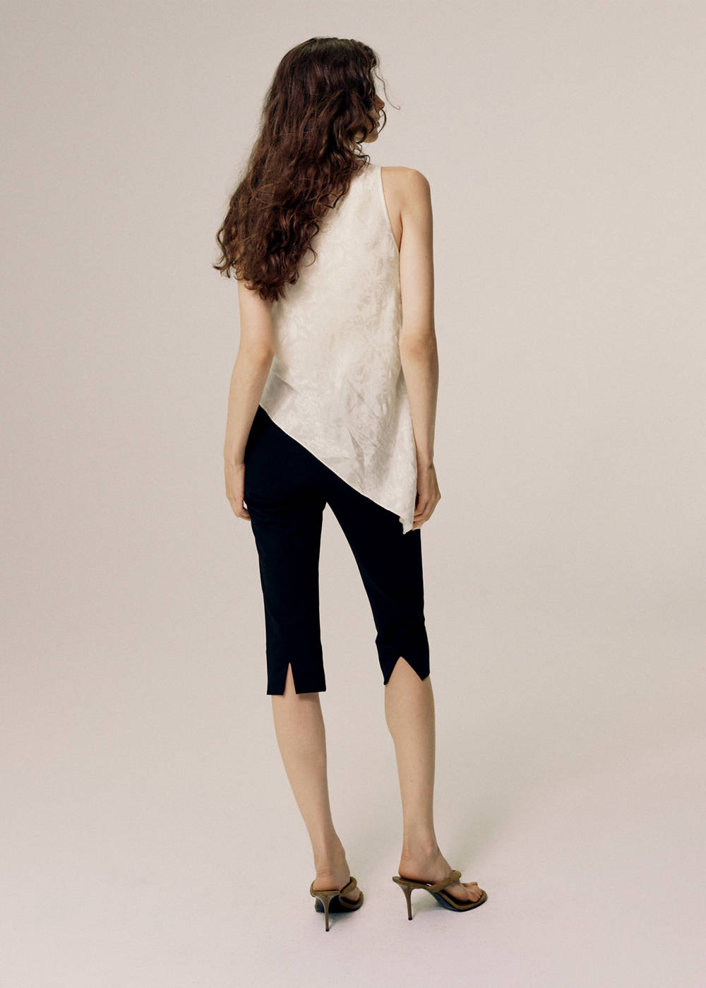Asymmetric jacquard top - Image 4