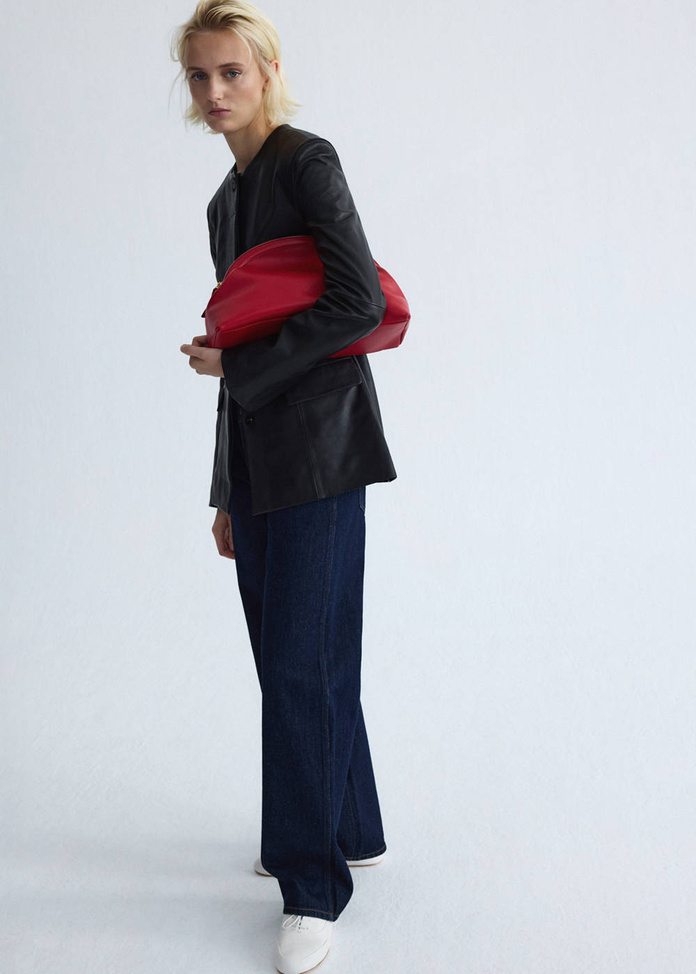 Leather round-neck blazer - Image 5