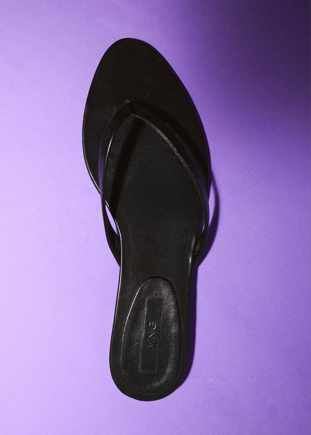 Leather strap sandals