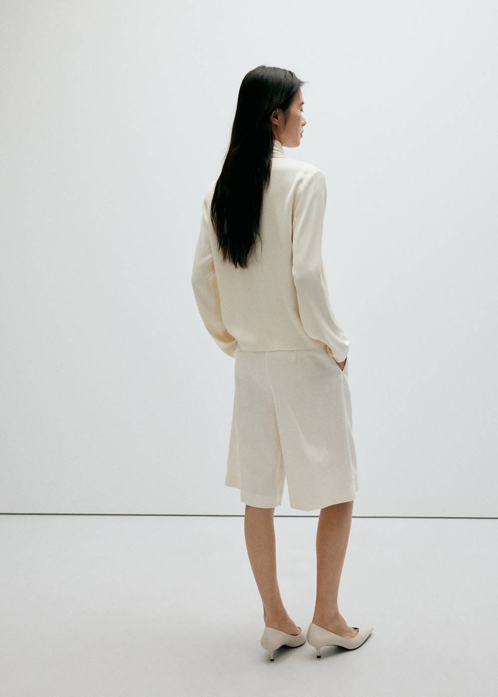 High-neck blouse with scarf detail - Image 4