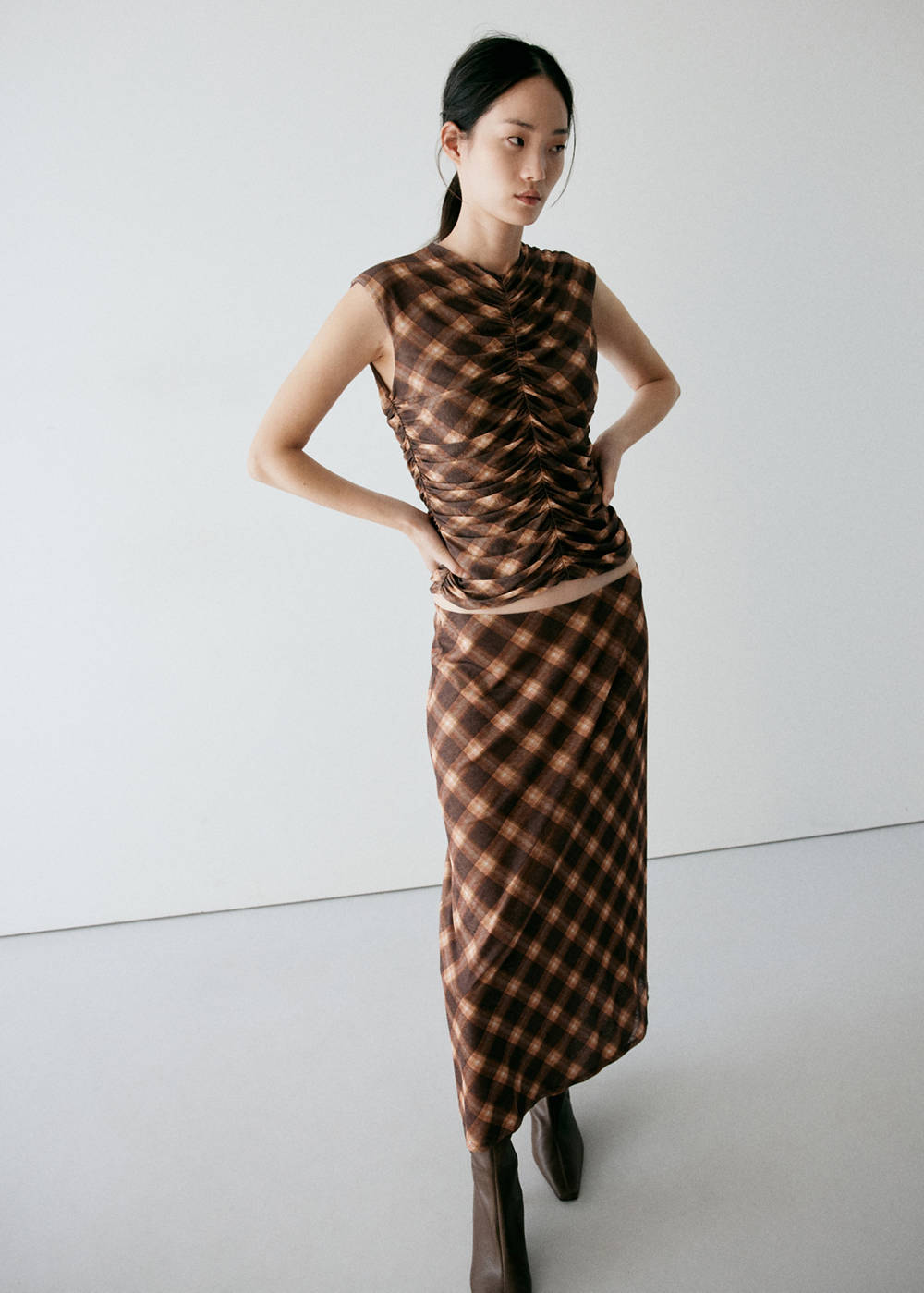 Checked midi skirt - Image 3