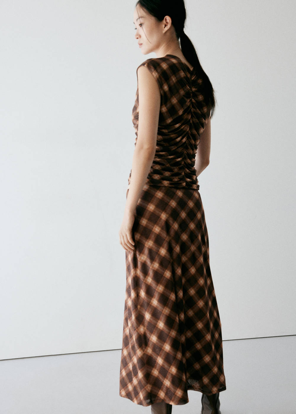 Checked midi skirt - Image 4