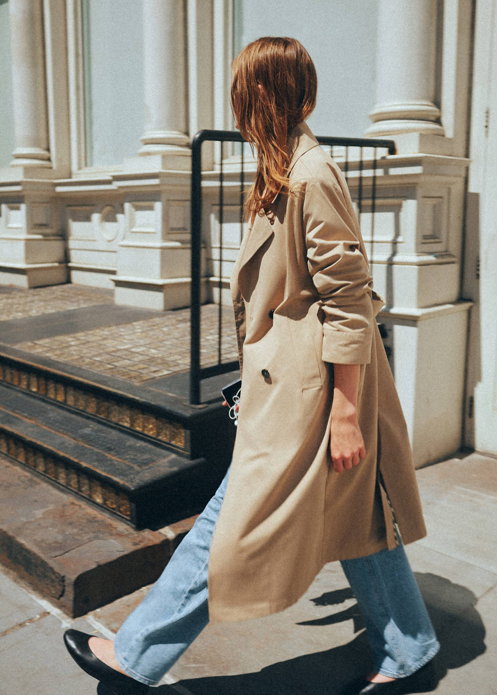 Double-breasted belted trench coat - Image 4