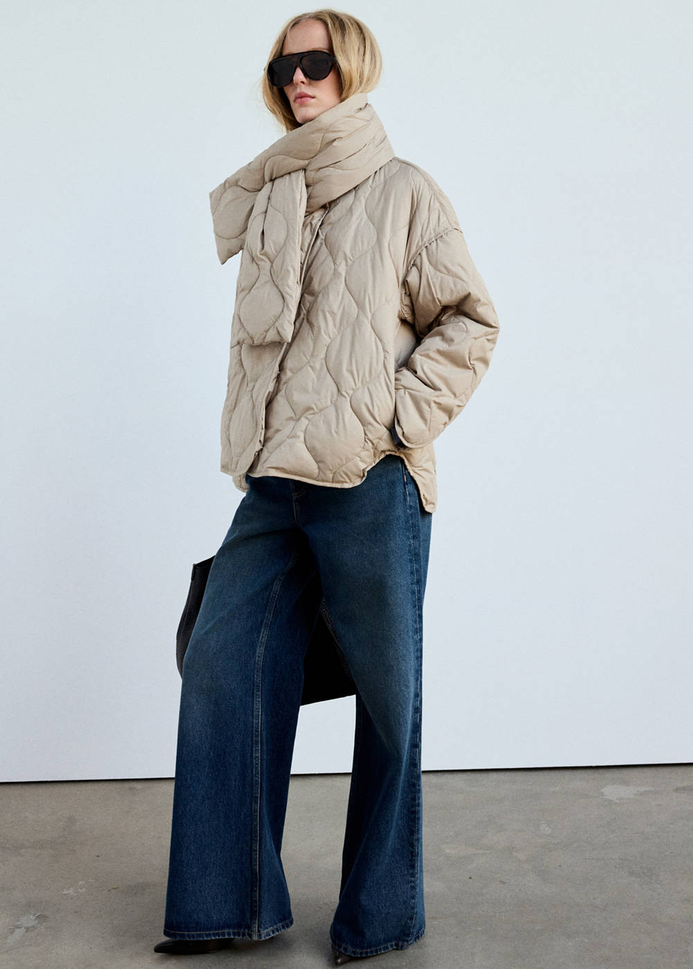 Padded anorak with removable scarf - Image 3