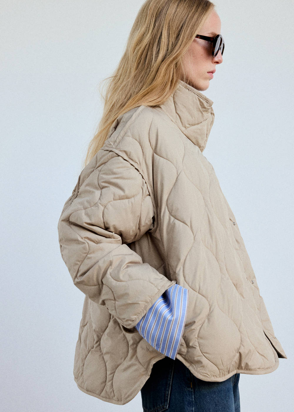 Padded anorak with removable scarf - Image 5