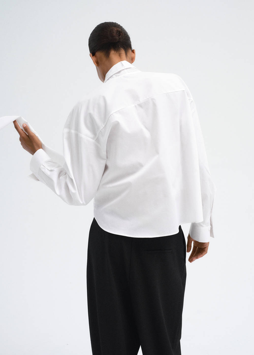 Cotton blouse with tie neck - Image 4