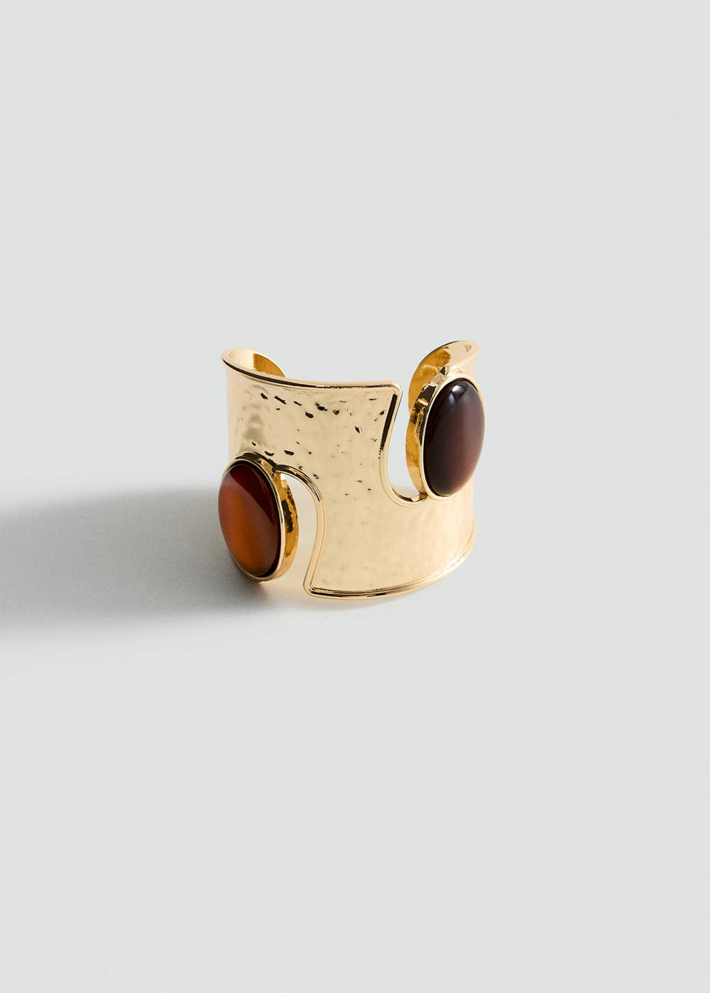 Resin cuff bracelet - Image 3