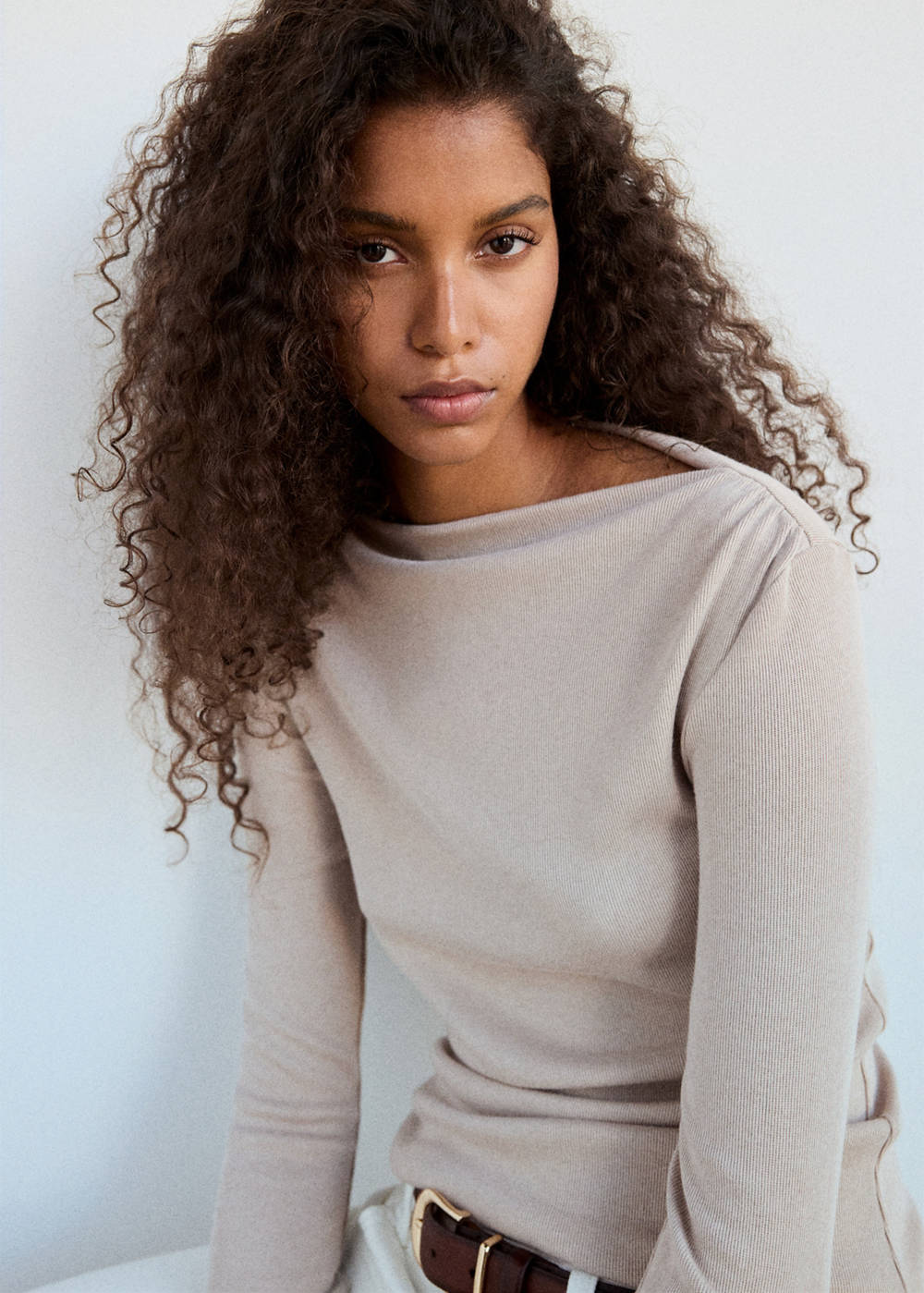 Long-sleeved boat-neck t-shirt