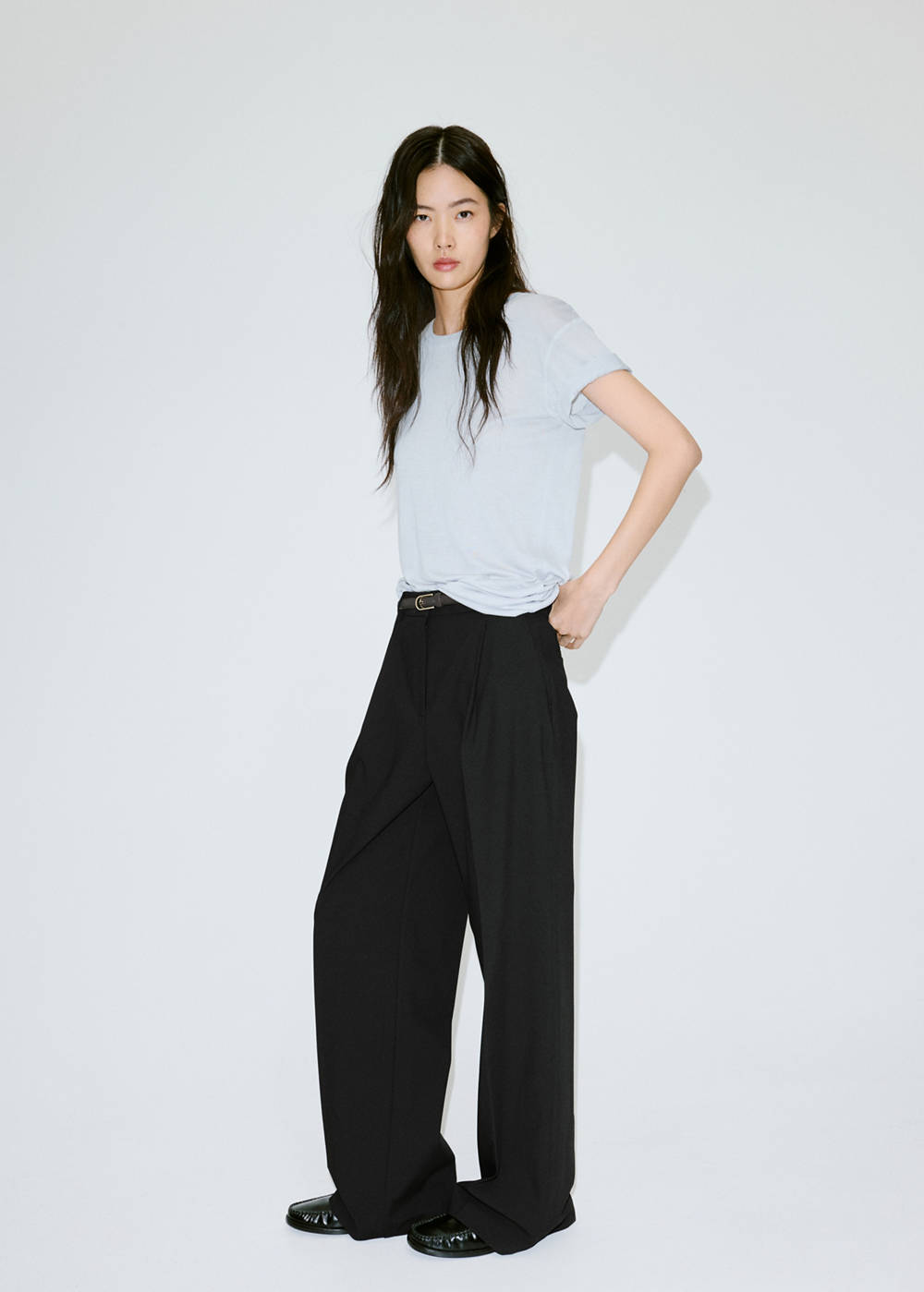 Straight-fit pleated pants - Image 3