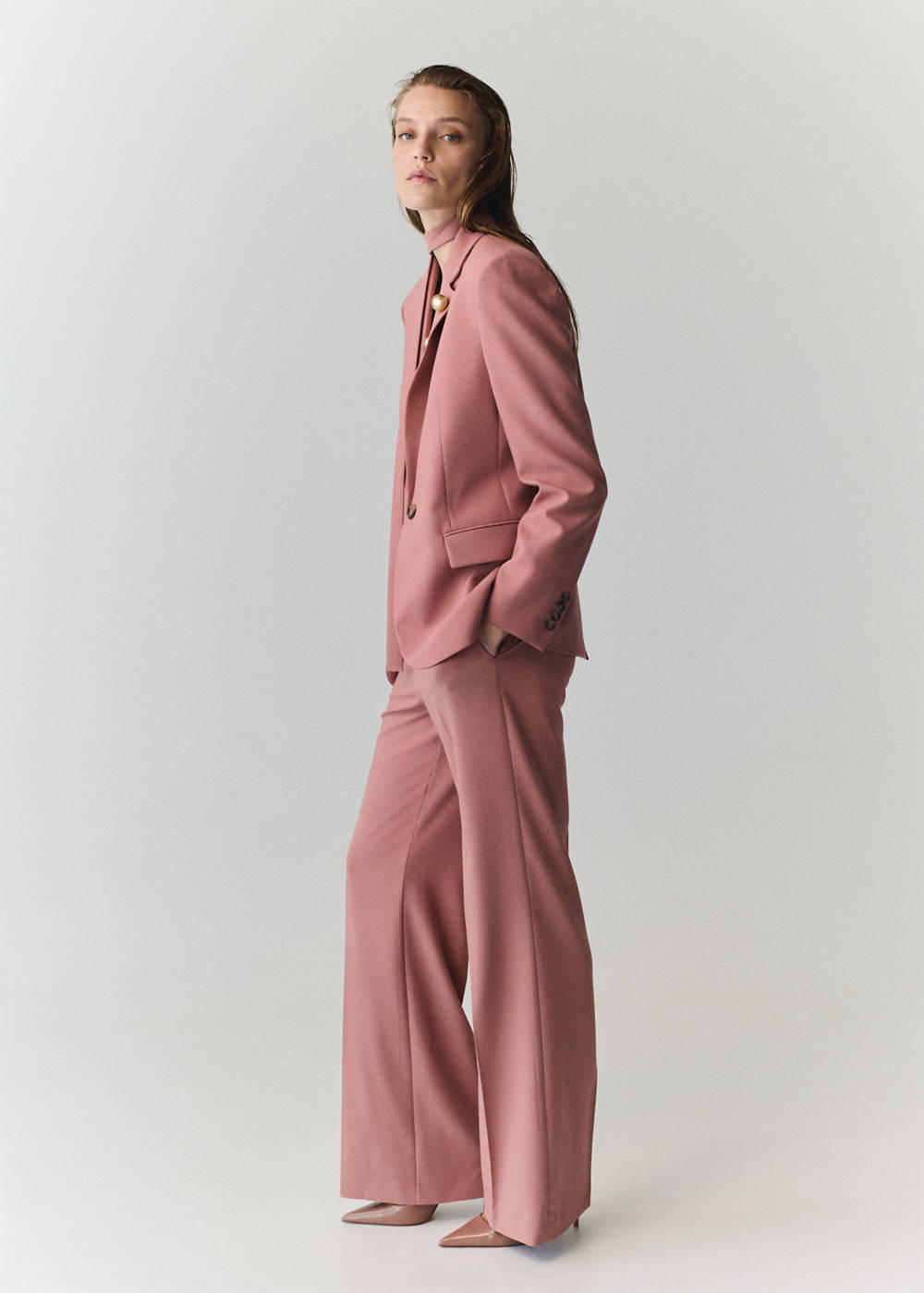 Straight cut suit blazer with pockets - Image 5