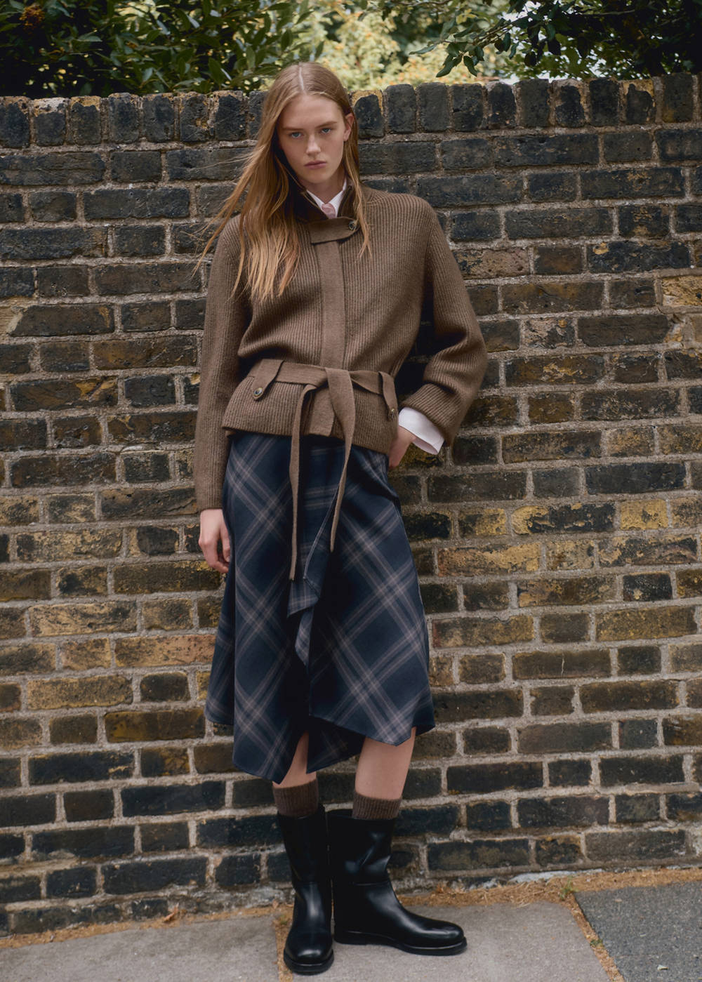 Knitted jacket with belt - Image 3