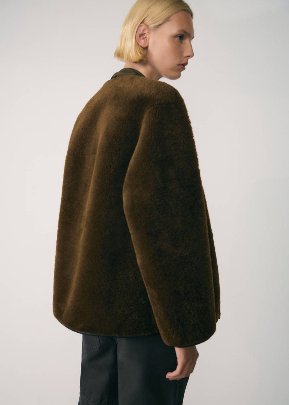 Faux-fur coat with appliqués - Image 4