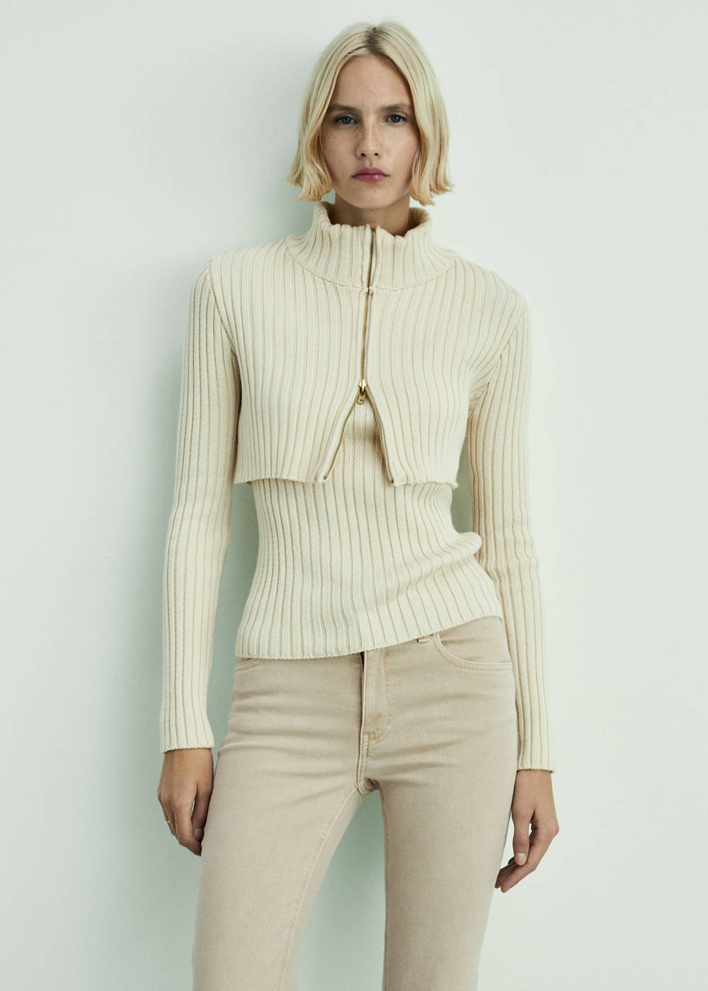 Sienna flared cropped jeans - Image 5