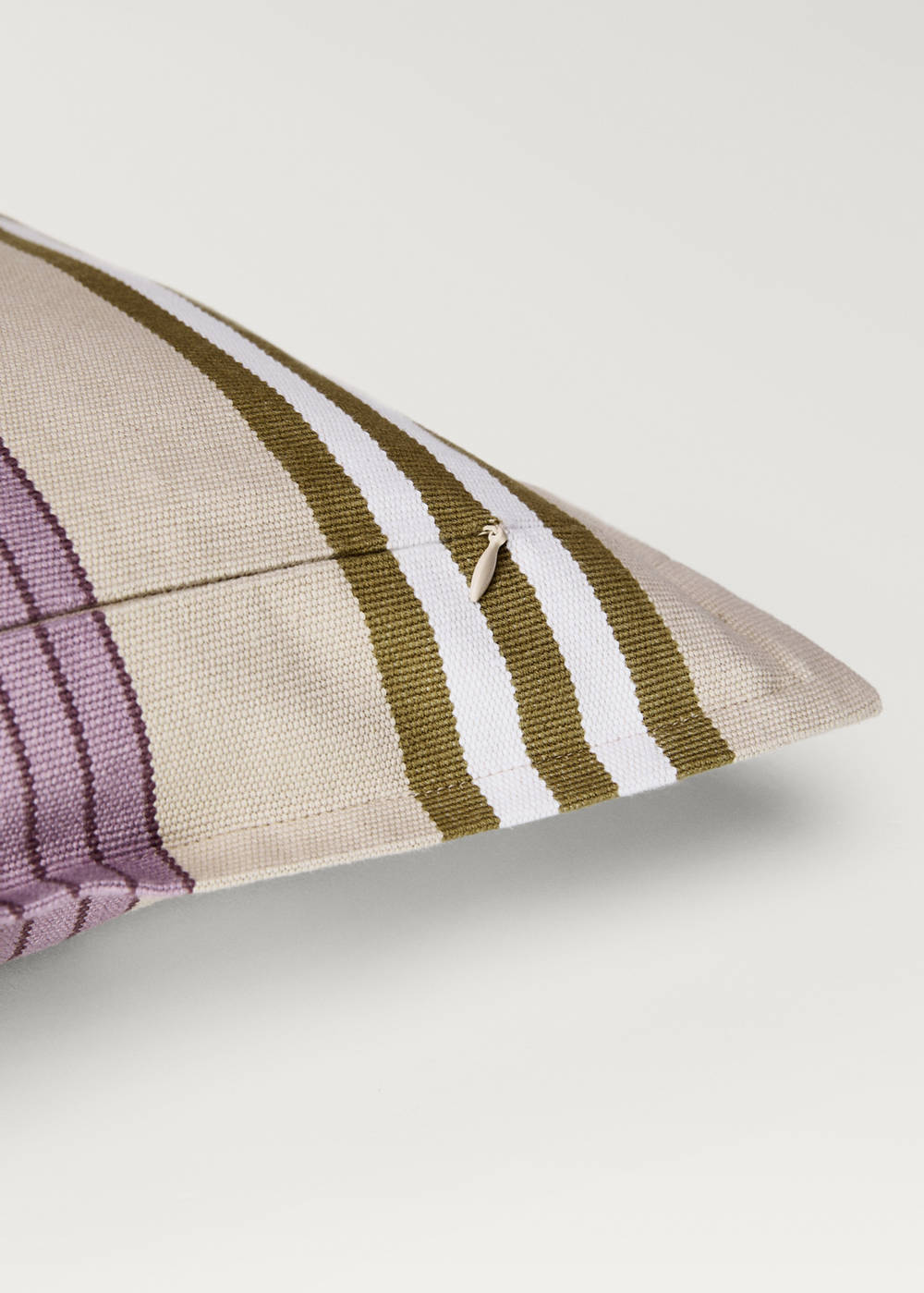 Cotton cushion cover with woven stripe 50x50cm - Image 3