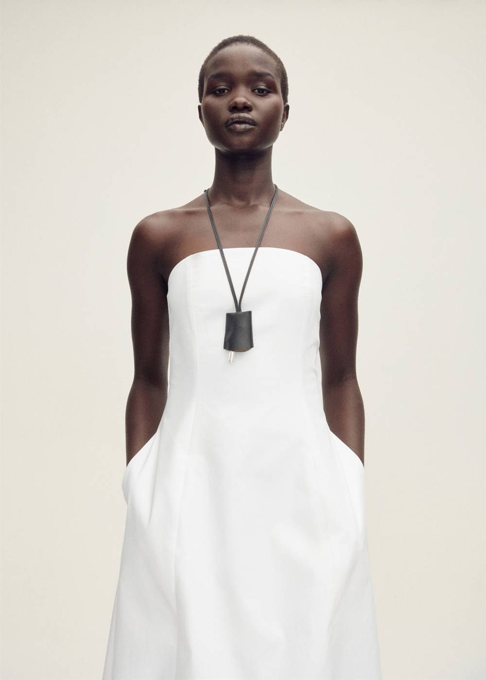 Alternative view of Leather necklace with keychain pendant